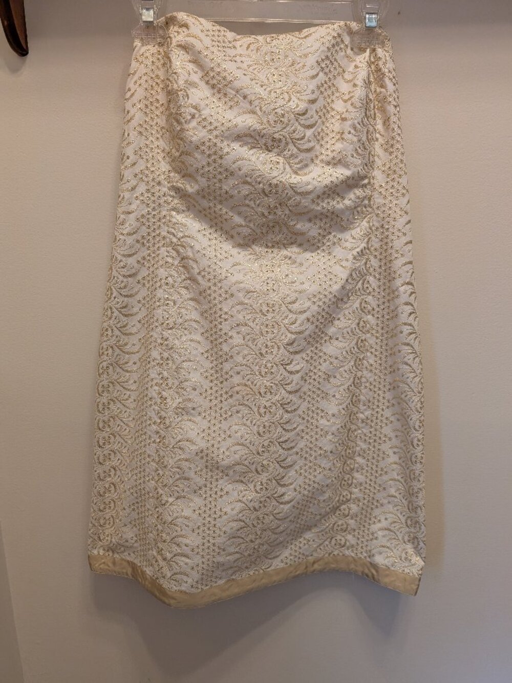 Banana Republic strapless cream gold embroidered dress size 8